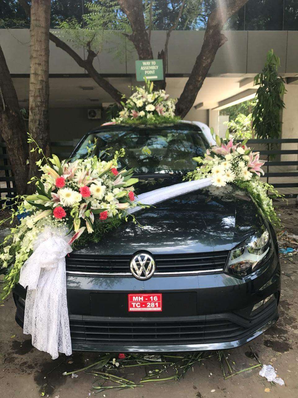 Car Flower Decoration Images